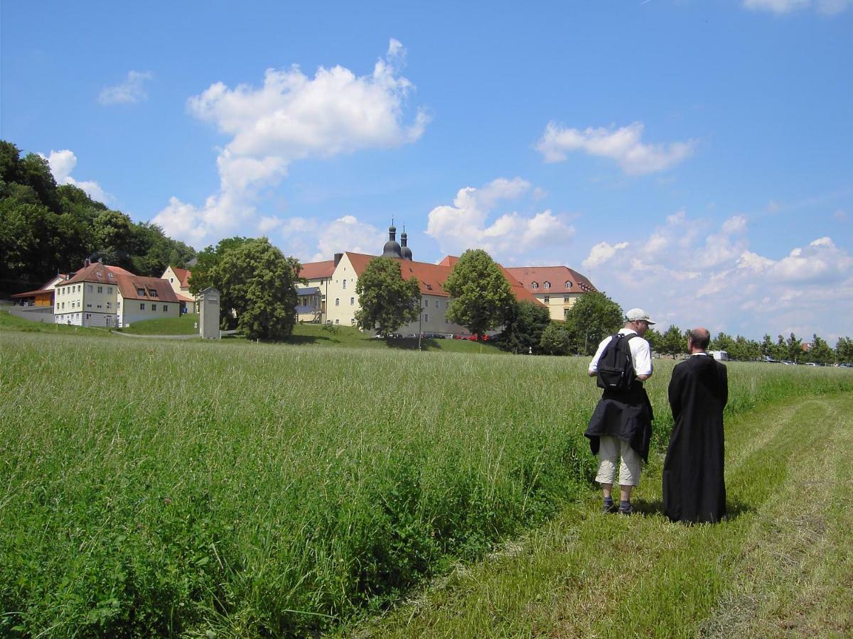 Kloster Plankstetten Gaste- Und Tagungshaus Berching Exterior photo